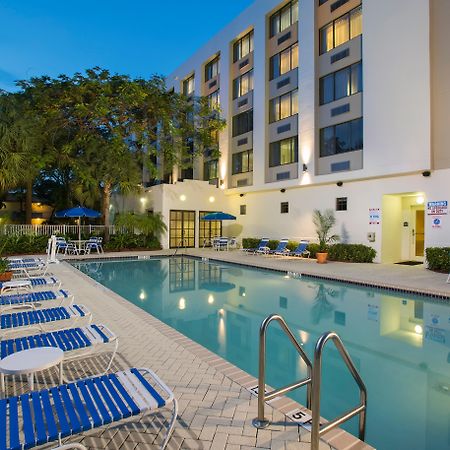 Holiday Inn Express Hotel & Suites Ft. Lauderdale-Plantation By Ihg מראה חיצוני תמונה