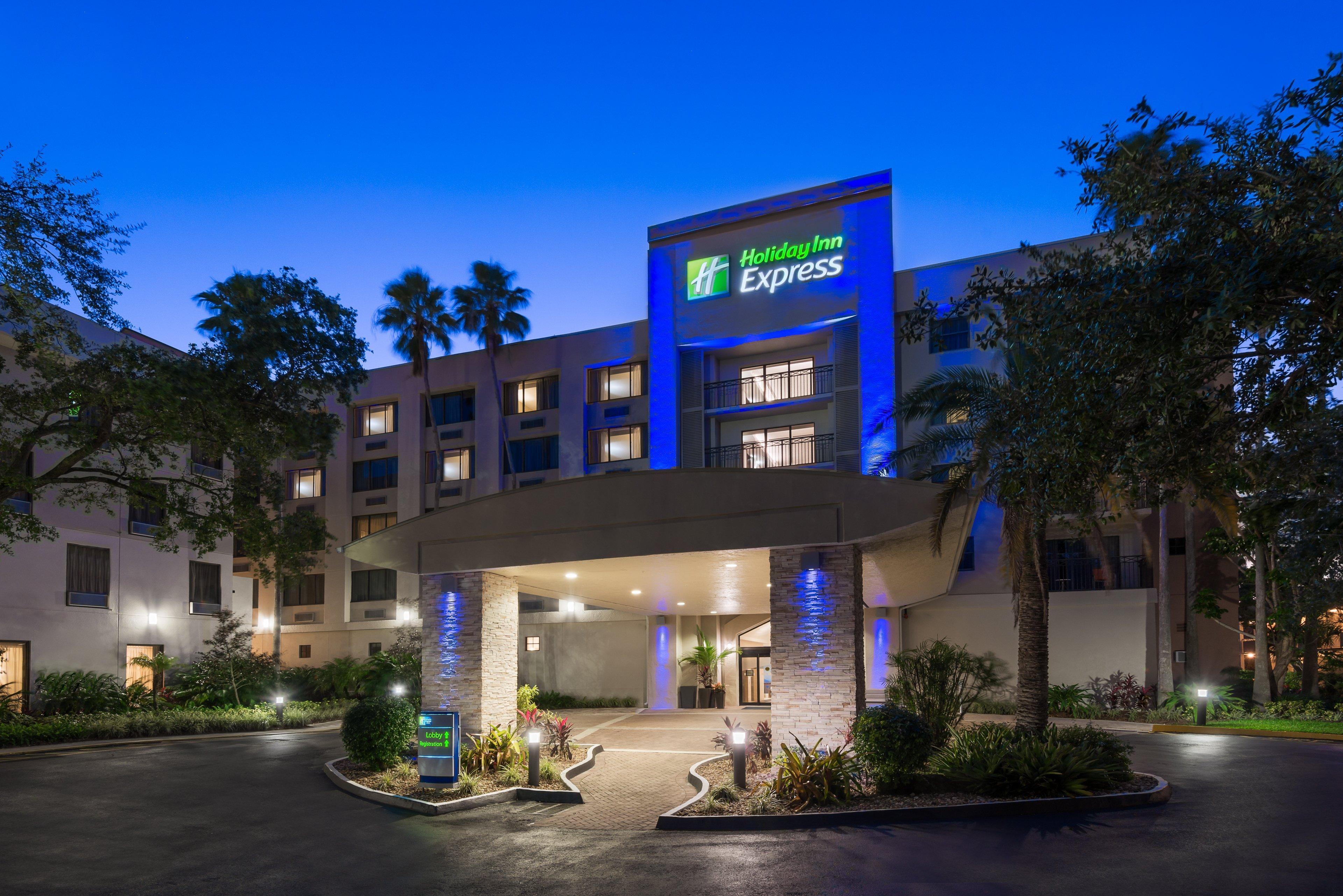Holiday Inn Express Hotel & Suites Ft. Lauderdale-Plantation By Ihg מסעדה תמונה