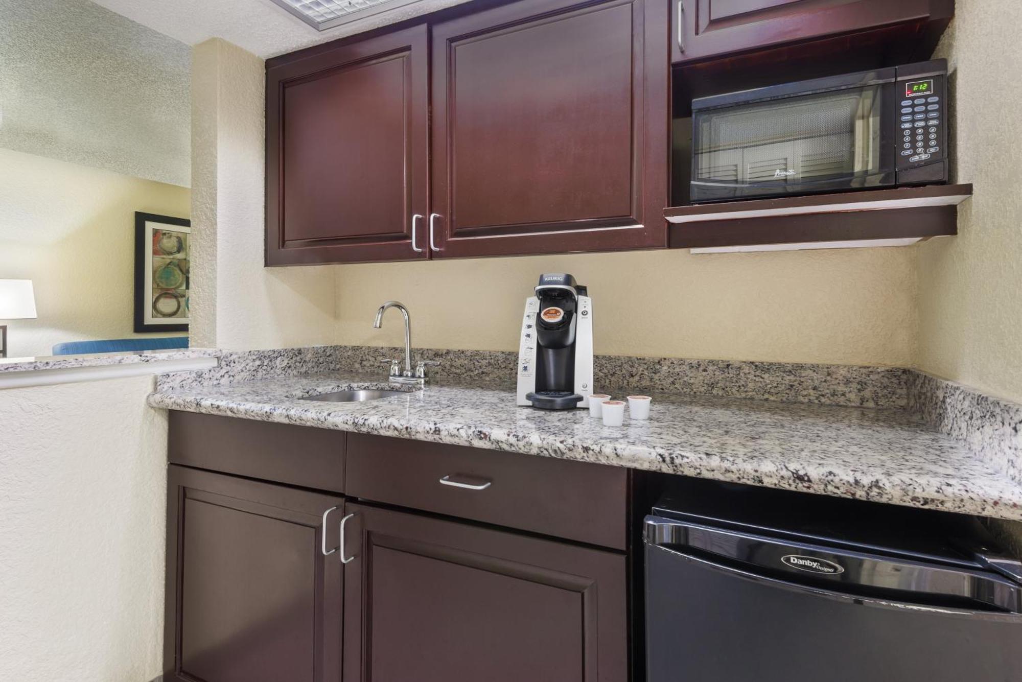 Holiday Inn Express Hotel & Suites Ft. Lauderdale-Plantation By Ihg מראה חיצוני תמונה