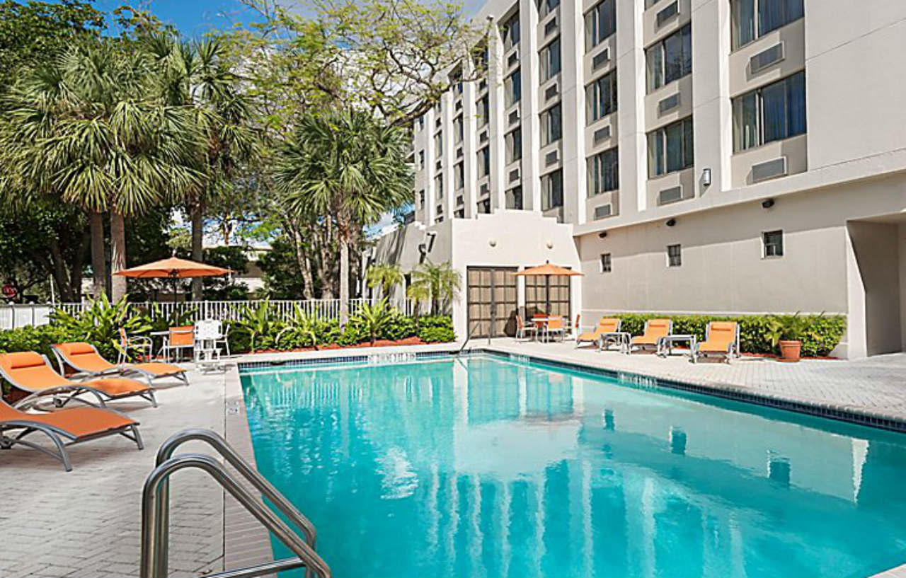 Holiday Inn Express Hotel & Suites Ft. Lauderdale-Plantation By Ihg מראה חיצוני תמונה